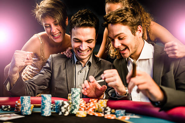 Dragon Tiger table with live dealer and comparison layout